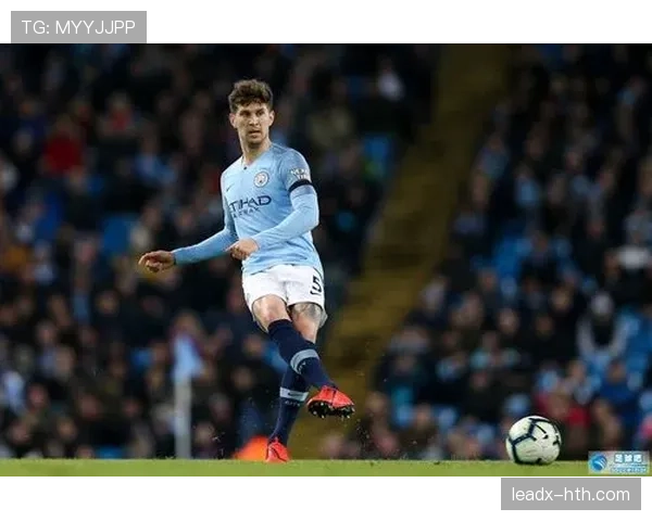 赖斯中场调度展现卓越组织力,助力球队掌控比赛节奏 赖斯中场调度展现卓越组织力,助力球队掌控比赛节奏