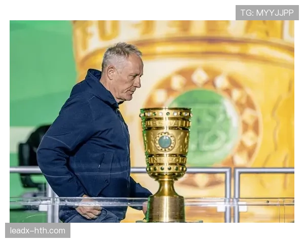 德甲转会窗口开启，球迷热盼顶级球星加盟与新秀崭露头角，联赛竞争力有望再创新高