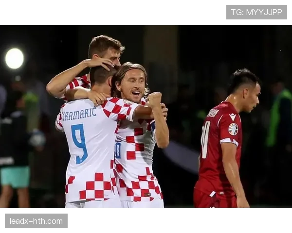 欧洲杯预选赛进入白热化阶段,多队奋力突围力争逆转局势