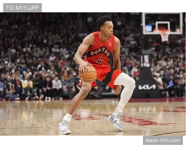 斯科蒂·巴恩斯突破创高效得分，关键时刻压制对手防线